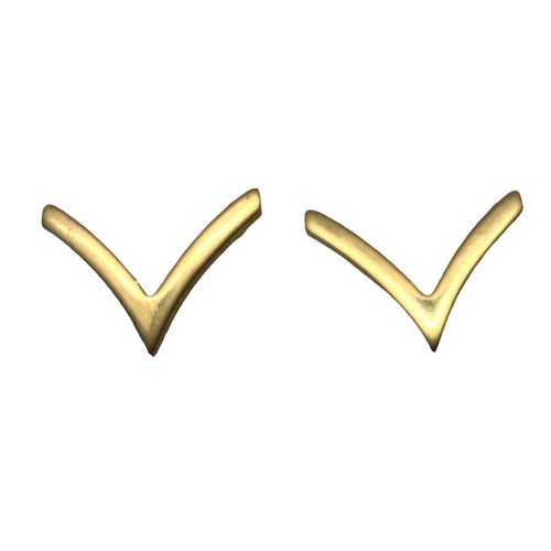 US Army Private E2 Gold Tone Pins Rank Insignia Hat Lapel Chevron Set of 2 - Picture 6 of 6