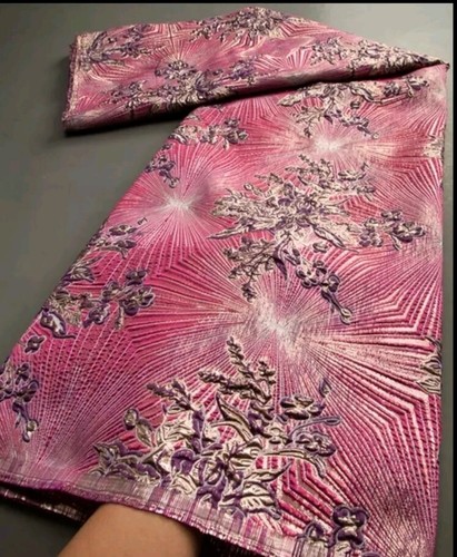 Pink METALLIC Floral Brocade Fabric, Pink Jacquard, Damask Fabric(57 in.)  - Bild 1 von 2