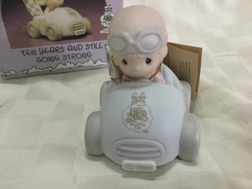 Precious Moments "10 Years And Still Going Strong" PM-901 w/ Box 1990 - Picture 5 of 12