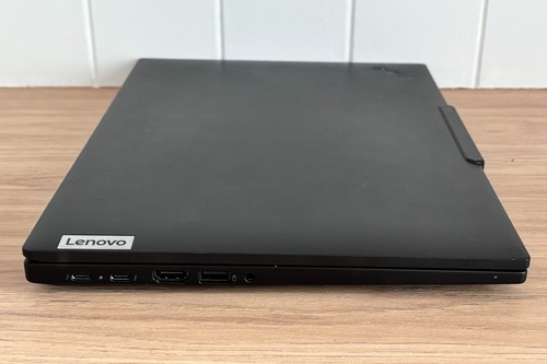 Like New w/Box Lenovo ThinkPad T14 Gen 5 - R7 8840 / 1 TB / 32 GB / Radeon 780M - Picture 7 of 11