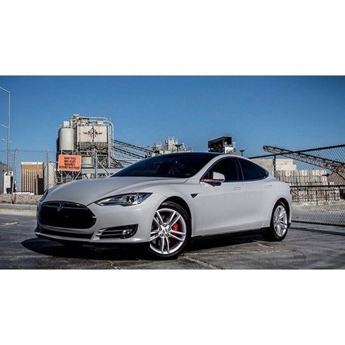 Avery Dennison SW900 Supreme Satin Gray Vinyl Car Wrap Film | 833-O - Picture 3 of 4