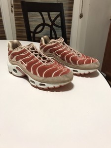 pink nike air max plus womens