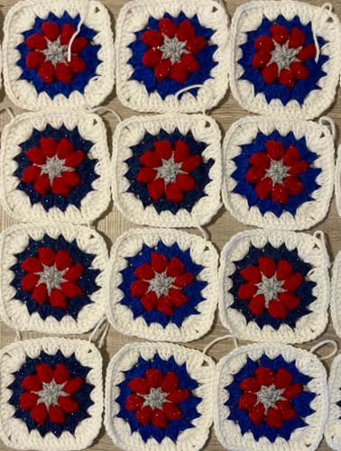 Granny Square Lot - 20 pieces - Americana - Popcorn Flower - Picture 3 of 4