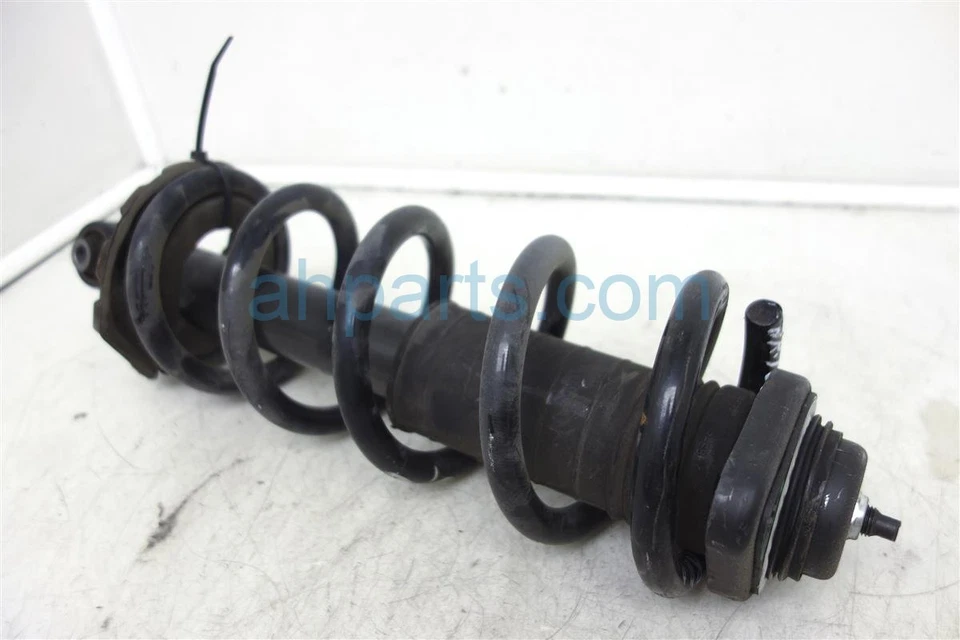 Amortiguador trasero derecho Nissan Pathfinder 2014-2016 4x2 E6210-3Ka0a Foto 2 de 4