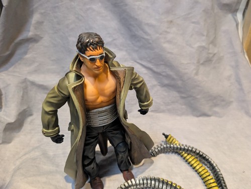 Spiderman Doc Ock Poseable Figure 12" 21 Points of Articulation 2004 - Bild 3 von 8
