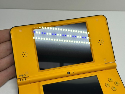 Consola Nintendo DSi XL amarilla - consola de juegos, probada, sin cable ⚡LISTO PARA FLASH⚡ - Imagen 4 de 14