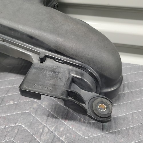 02-03 Mazda Protege Protege5 2.0 Air Intake Charge Duct Channel Genuine OEM Part - Picture 12 of 13