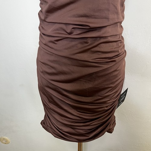 Mini Vestido Lulus Ejemplary Charm Marrón Sin Tirantes Acanalado Bodycon Talla Grande NUEVO - Imagen 3 de 9