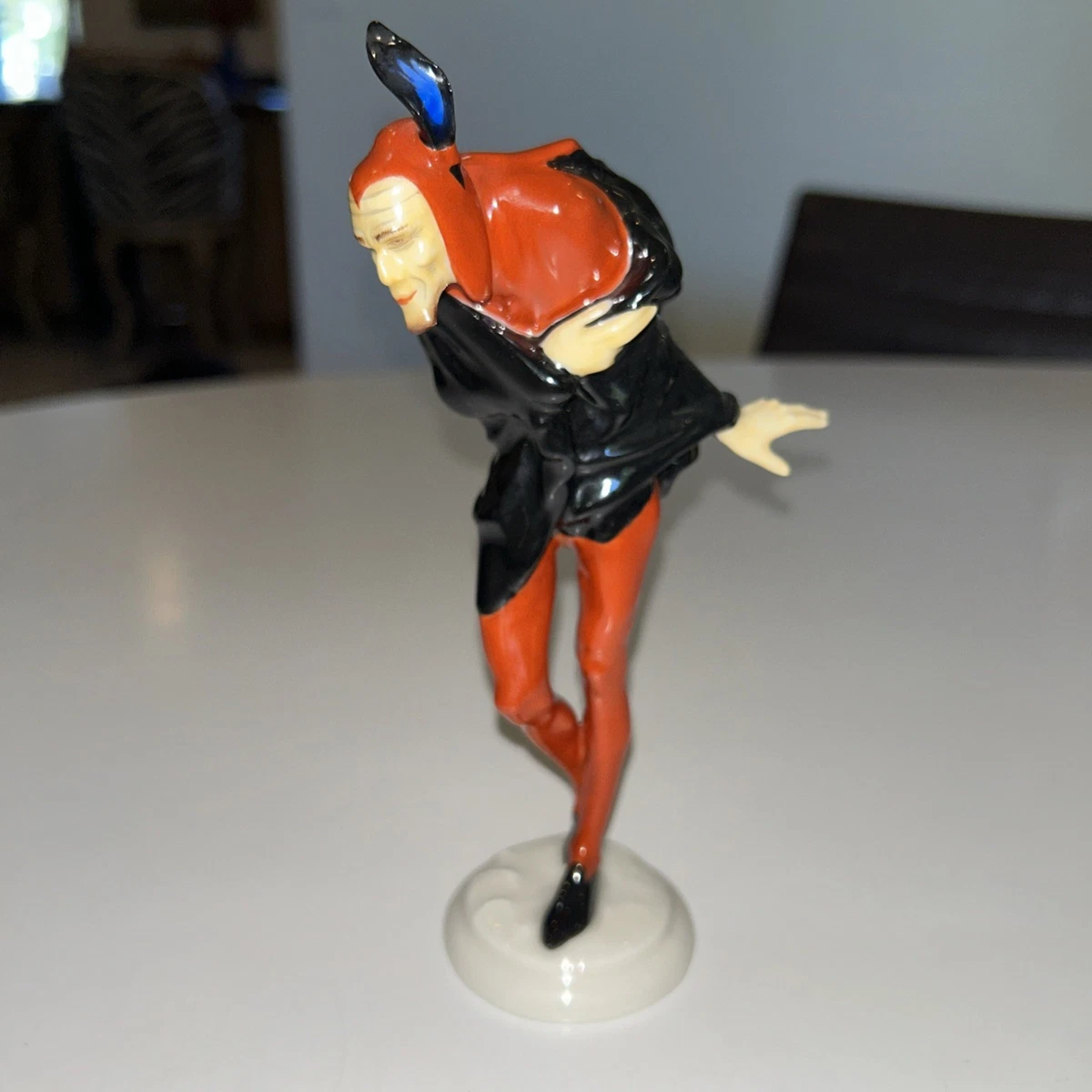 Hutschenreuther Figurine In Antique Ceramic & Porcelain Figurines