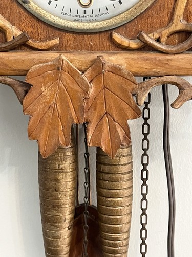 Vintage Sessions Kuckucksuhr Holz geschnitzt Blätter Vogel Motor läuft für Teile Mängel - Bild 6 von 24