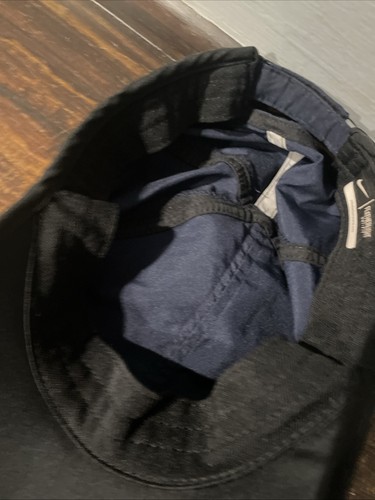 Nike Dri Fit federleichte Mütze Kappe marineblau Riemen hinten weiß Swoosh verstellbar - Bild 9 von 10