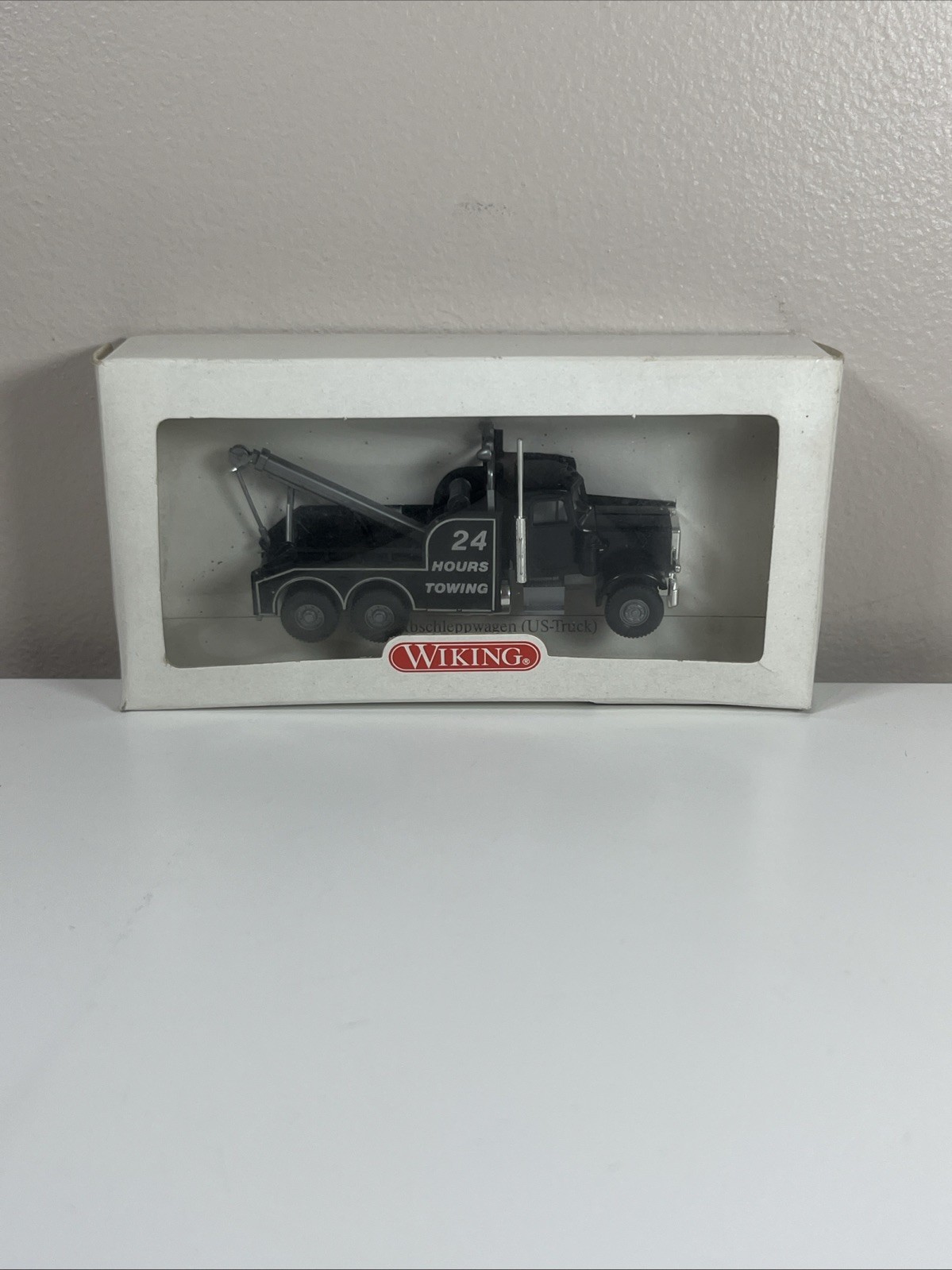 Picture 1 of 5