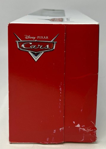 Disney Pixar Cars Piston Cup Race 5 Pack w/ The King NEW Minor Damaged Package - Picture 3 of 5