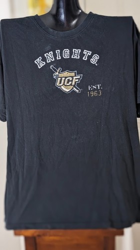 UCF University of Central Florida Golden Knights Izod Colleglate 90s Y2K T-Shirt - Bild 1 von 2
