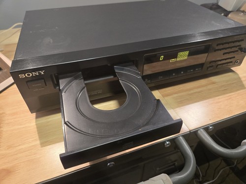 Sony CDP-211 Single Disc CD Compact Disc Player Tested Sounds Great - See Video - Picture 5 of 8