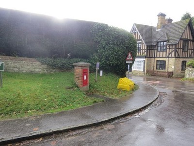 Photo A2 Post Box Bolney RH17 13 Bolney Common (Haywards Heath) Ryecroft c2012