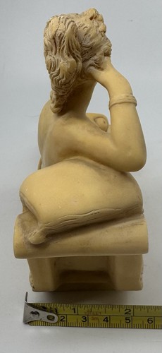 Réplica de estatua victoriosa de Paolina Borghese Venus hecha en Italia sin firmar 8”x5,25” - Imagen 5 de 14