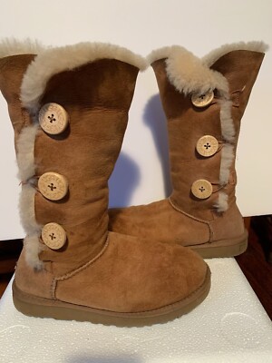 UGG 1016227 Bailey Button Triplet II Size Women's Boots