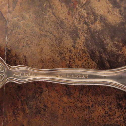 IS Berwick Salad Fork Ice Cream Spoon Teaspoon Wm Rogers Silverplate Flatware - Picture 3 of 4