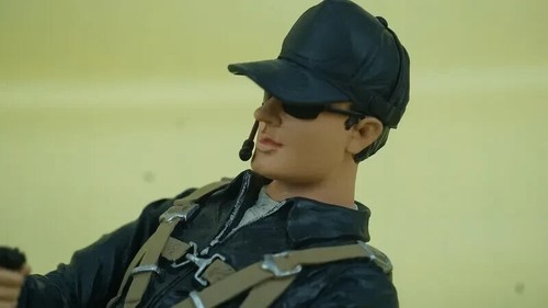 1/8 1:8 Maßstab Pilotfigur für RC Glider Kunstflug Viperjet lackiert gebrauchsfertig - Bild 8 von 8