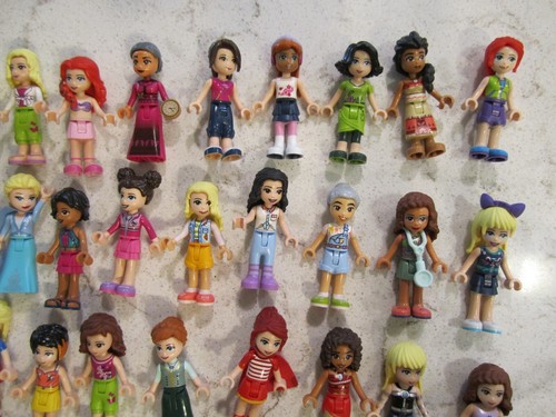 Large Lot 50 LEGO® Minifigures Friends - Picture 6 of 7