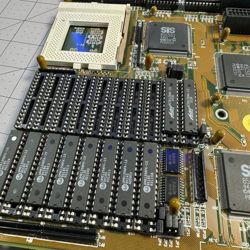 Vintage Motherboard SiSP54C VER A Socket 5 SiS 85C501/502/503 PCI ISA RETRO PC - Picture 21 of 24