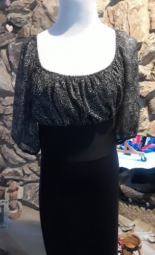 Max Studio Medium Bodycon Black and White Dress - Picture 2 of 12