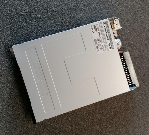 Samsung Diskettenlaufwerk FBTA S1AVB019708 inkl Kabel - Bild 3 von 4