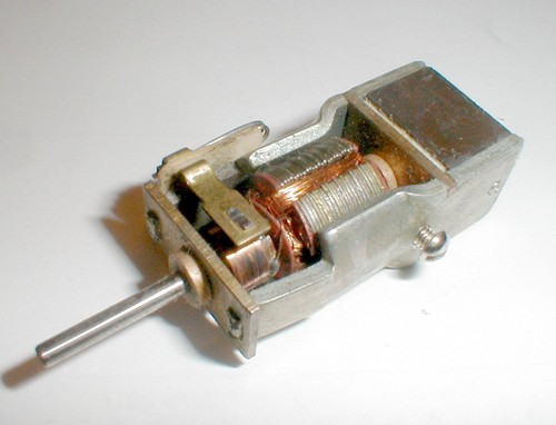 In-Line 12 Volt Motor 5 Pole Armature KTM Slot Car 1960s DH13A Vintage NOS - Picture 7 of 12
