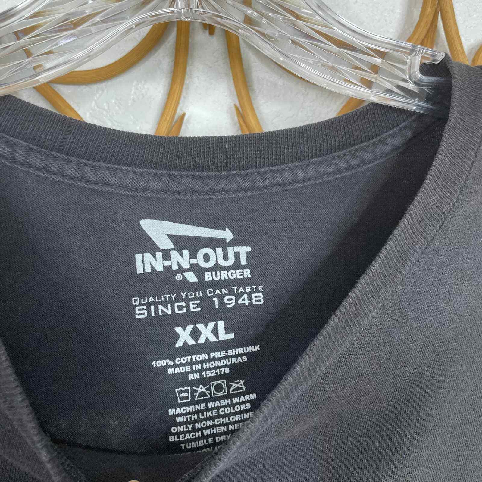 In-n-Out Black Graphic Tee S M