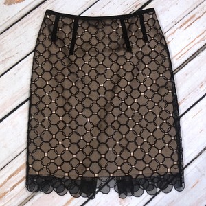 Size-2-BCBG-MAX-AZRIA-Black-Silk-Polka-Dot-Overlay-Skirt