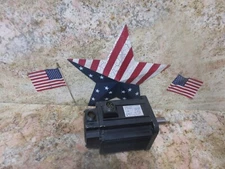 *SPECIAL PRICE* YASKAWA AC SERVO MOTOR USAFED-20CB2 1.8KW UTOPH-500VB