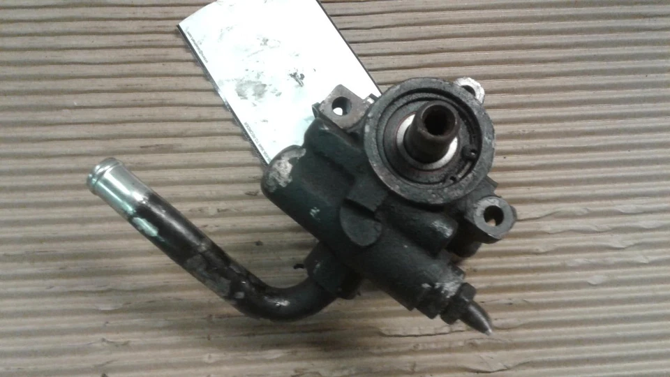 Б/у насос гидроусилителя руля подходит: 1993 Chevrolet Corvette основание пластиковый шкив класса - Изображение 2 из 4