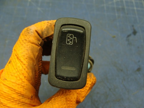 Camión de basura Mack MR688S 2007 interruptor de espejo térmico 1MR4323M34 - Imagen 1 de 5