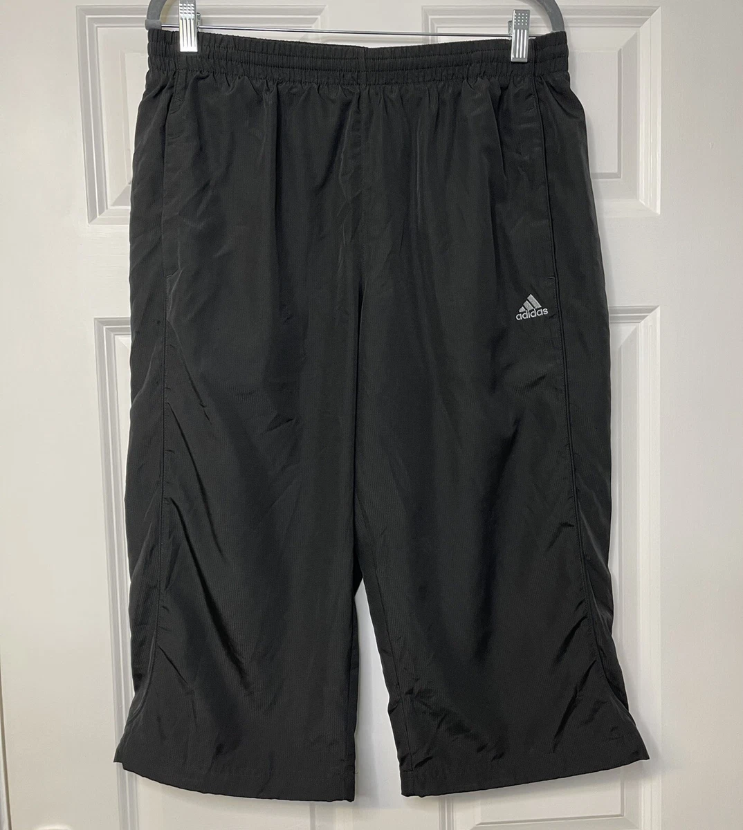 Adidas below 2025 knee shorts