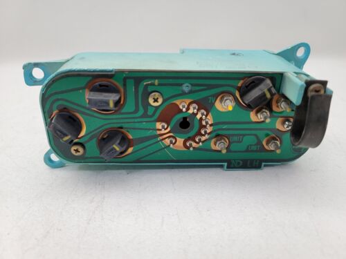 1976-1977 Toyota Celica GT RA24 RA29 instrument gauge cluster fuel oil lights - Picture 2 of 7