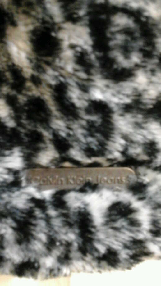 Picture 2 of 8