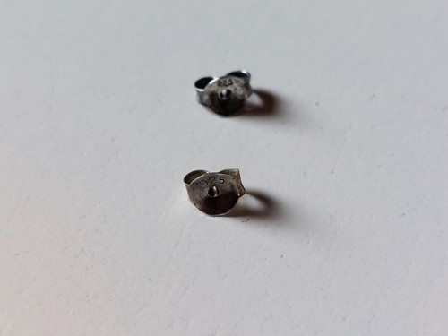 Pretty Drop Earrings - Picture 3 of 3