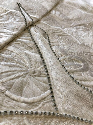 Used Bride Costume Kimono White Uchikake Embroidery Rhinestones L180cm - Picture 3 of 9