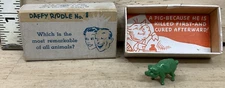 Prank Box Joke 1938 DAFFY RIDDLE PIG Fishlove Co. Funny Gag Gift Chicago - RARE