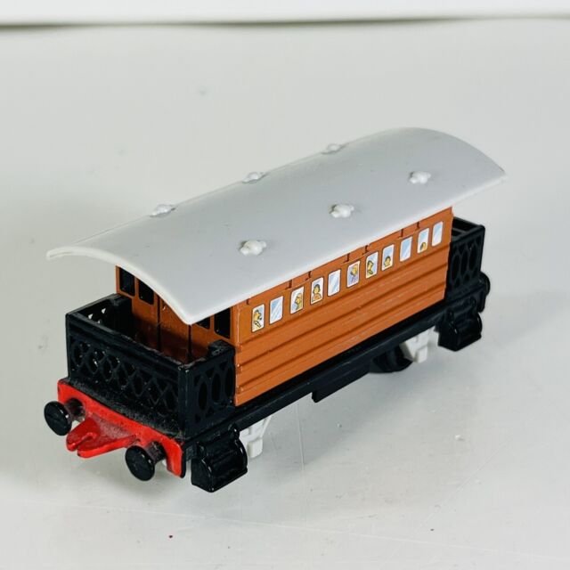 Ertl Henrietta Passenger Coach Thomas the Train Vintage 1992 Diecast Rare Ertl Henrietta Passenger Coach Thomas the Train Vintage 1992 Diecast Rare