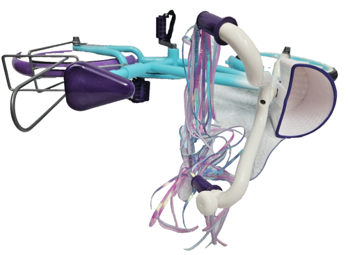 Muñeca Americana 18" Niñas Bicicleta Azul Turquesa y Púrpura Juguete Cesta Serpentinas Usada en Excelente Condición - Imagen 7 de 10
