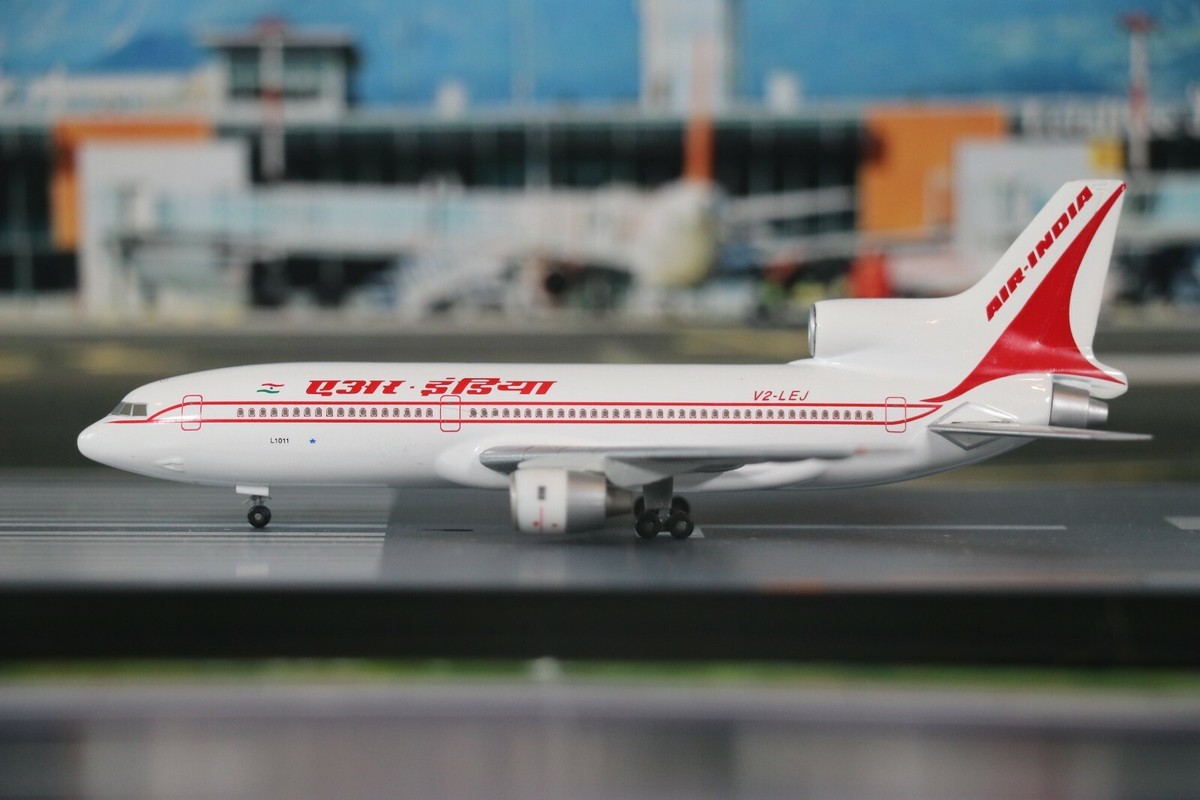 herpa　ヘルパ｜LTU｜Lockheed L-1011-500｜1/400 LTU LockHeed L-1011-500 ヘルパ 1/200
