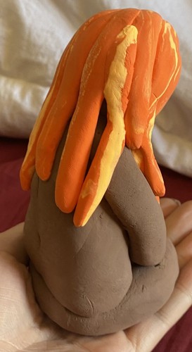 handmade clay sculpture Goddess Holding A Citrine Crystal - Picture 4 of 7