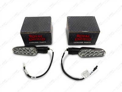 Original Royal Enfield Bear 650 LED Blinker Set vorne
