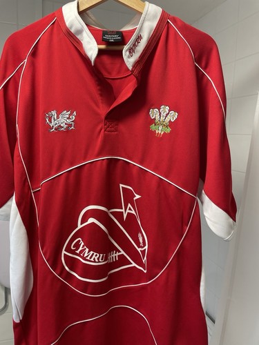 Wales Short Größe 2XL Manav guter Zustand Theee Feathers Cymru 🏴㠁�㠁�㠁�㠁�㠁�㠁�