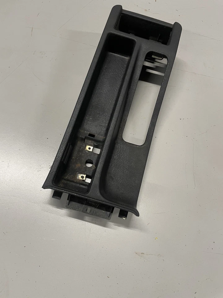 BMW E36 M3 318 320 323 325 328 Center Console Trim Black 8161789 - Image 3 of 4