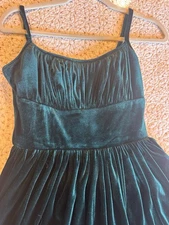 Hearts And Found Green Velvet Dress Size Small Pinup NWT