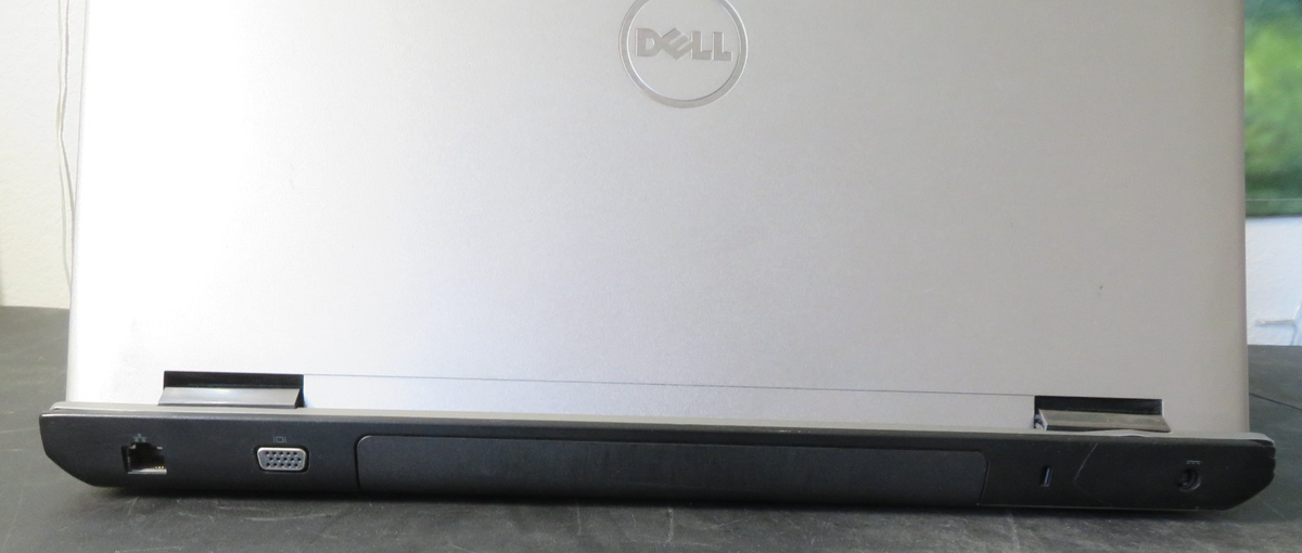 Dell Vostro 3750 Laptop i7-2670QM 2.2GHz 8GB 500GB HDD Win 10 Pro