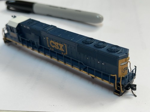 Atlas N Scale CSX #8709 SD60 COMPLETE  SHELL ONLY!!! - Picture 13 of 15